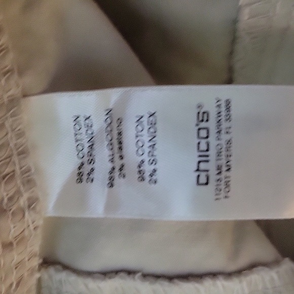 Chico's Secret Stretch Comfort Waist Straight Leg Khaki Capri Pants Size Small/6 - Picture 7 of 7